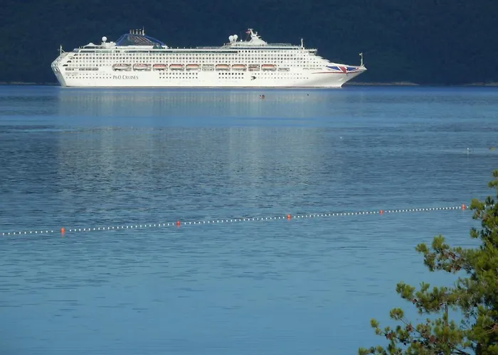 Garden アパート ブロダリツァ