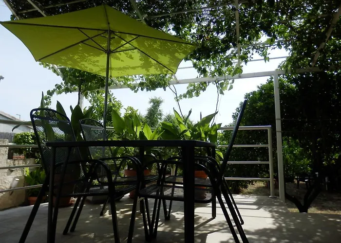 Garden * ブロダリツァ