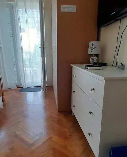 Garden * ブロダリツァ